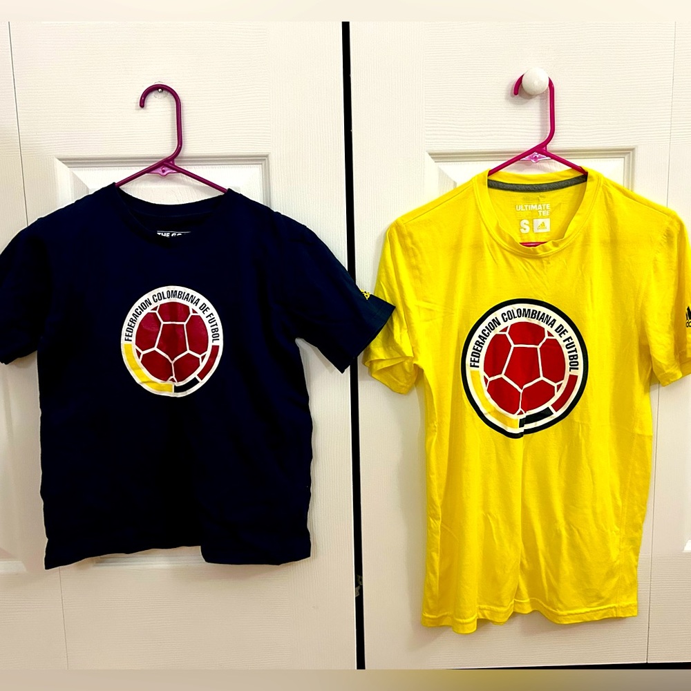 Navy & Yellow Women’s Colombia Soccer Jerseys (Small)